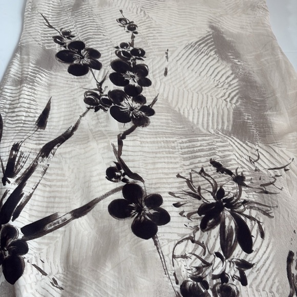 Max Mara sleeveless lined sheath dress cream with black and brown flowers - Picture 16 of 16